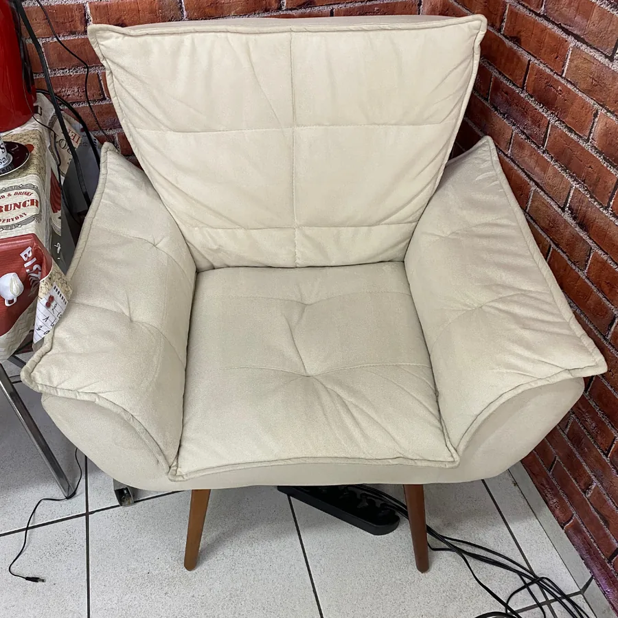 Cadeiras de jantar depois da higienização DC Clean